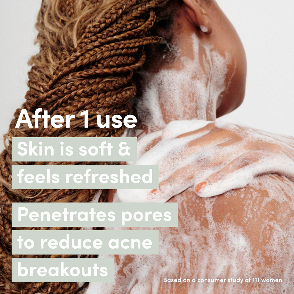 Dove Serum: textura cremosa que limpia y cuida la piel.