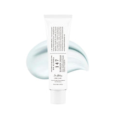 Dr.Althea 147 Barrier Cream bottle closeup shows hydration and barrier protection.