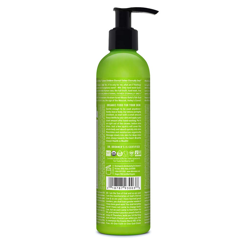 Aplicación de la Loción Patchouli Lima de Dr. Bronner's en las manos para suavidad.