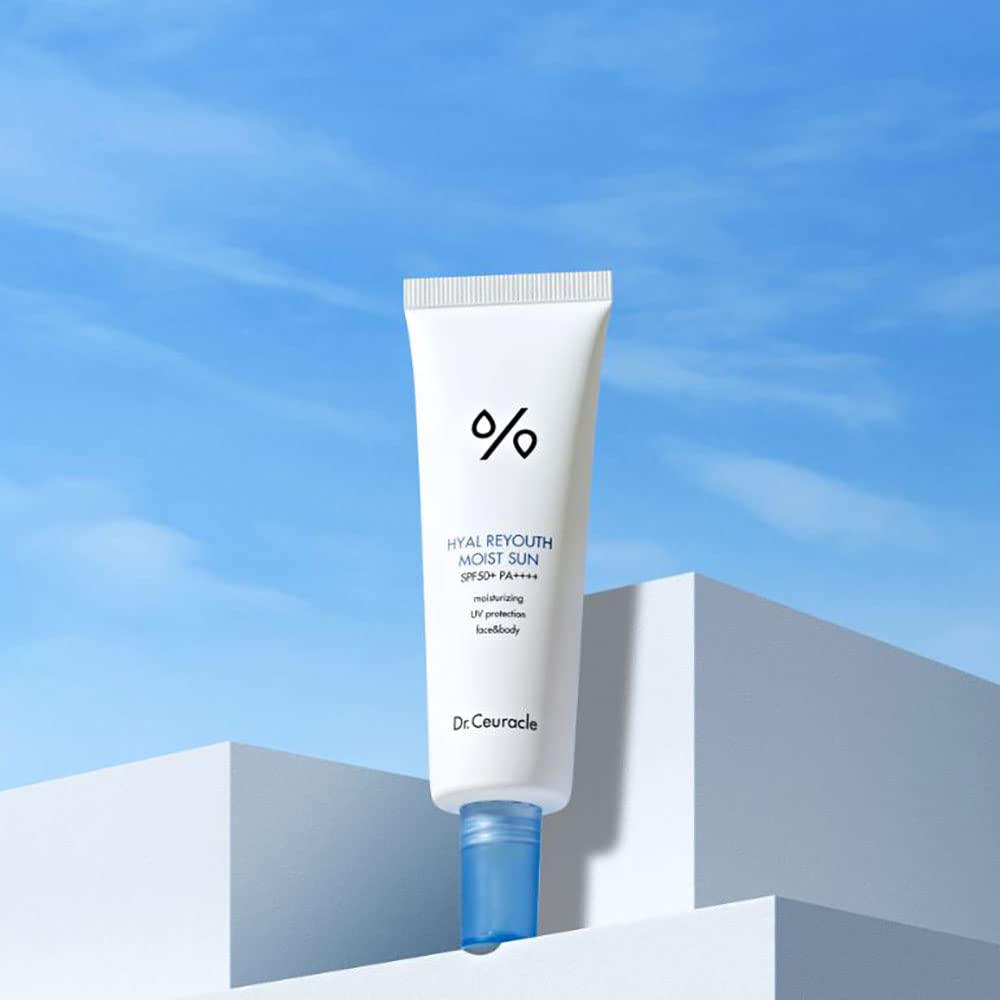 Absorción rápida de Dr.Ceuracle Hyal Reyouth Moist Sun deja piel fresca.