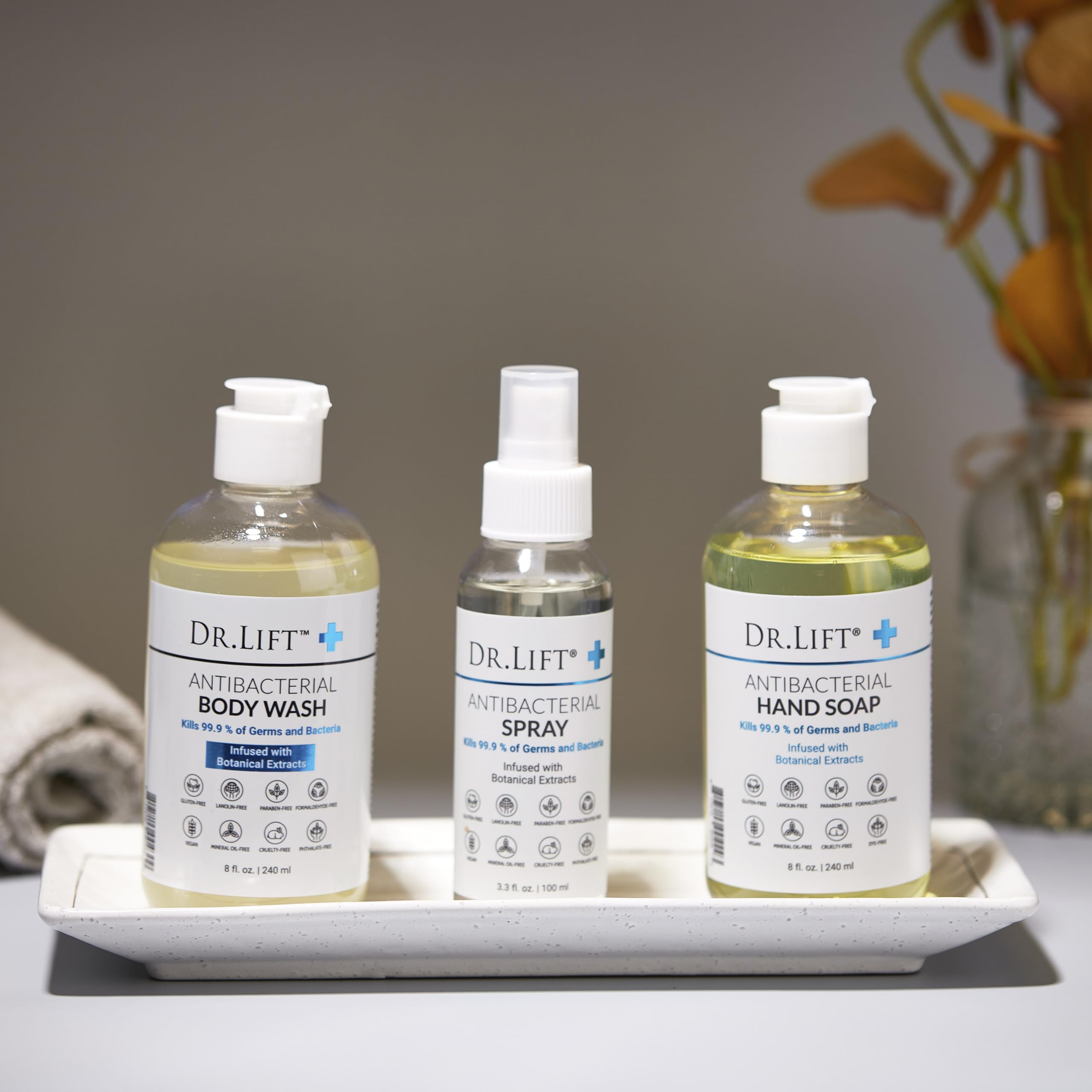Foaming lather image highlights refreshing rinse and gentle cleanse