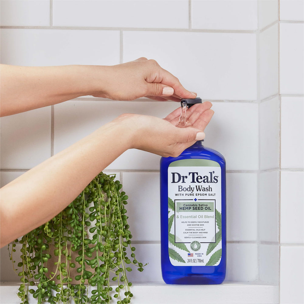 Dr Teal's gel de baño con aceites esenciales relajantes.
