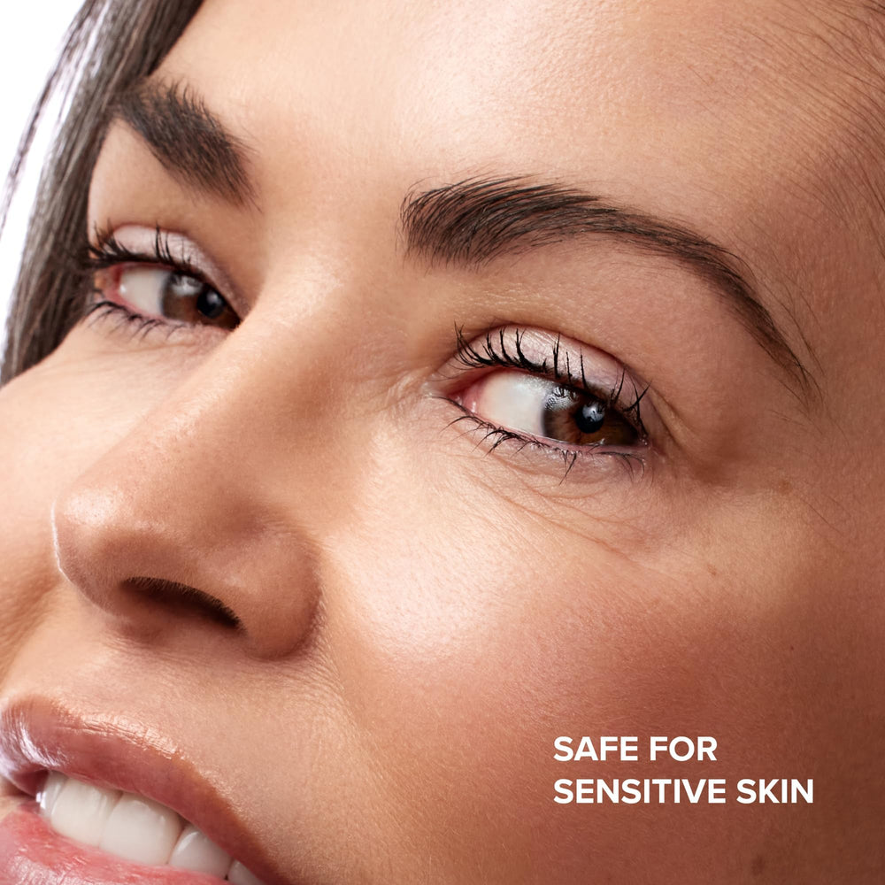 Texture swirl of DRMTLGY HPR Eye Cream illustrating lightweight consistency