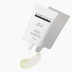 DRMTLGY No.1 primer shine control shot shows a matte finish.
