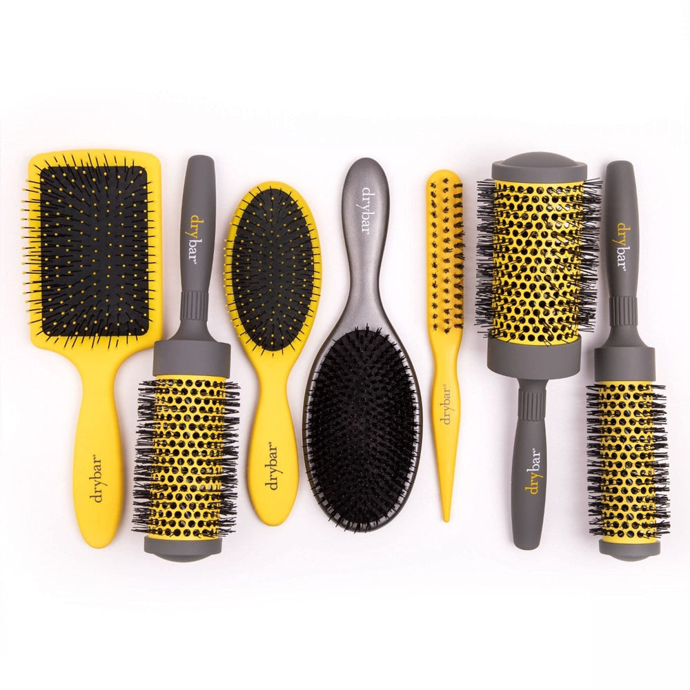 Drybar Full Pint bristle design provides tension and control