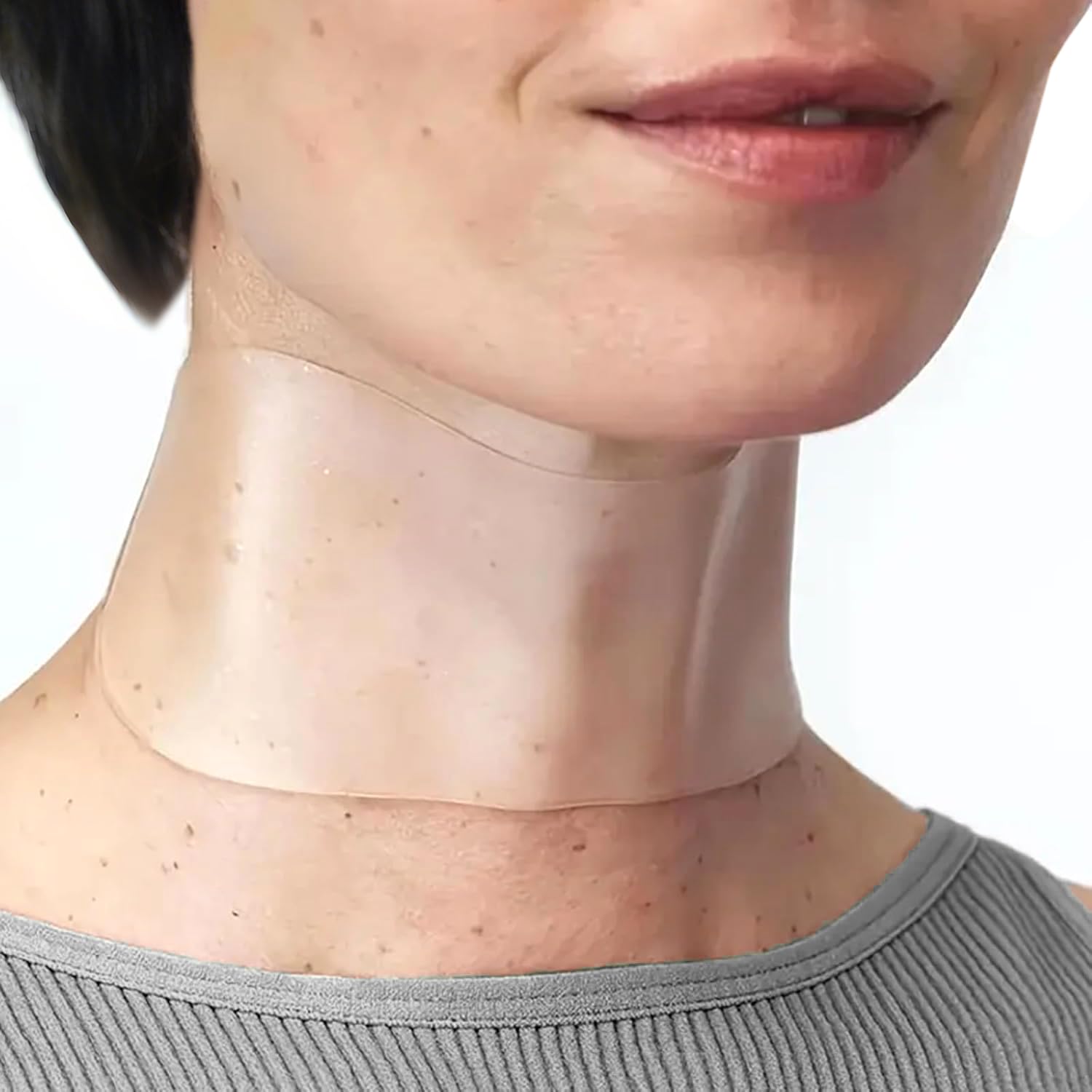 DUBPIRT silicone neck patches smooth deep wrinkles overnight.