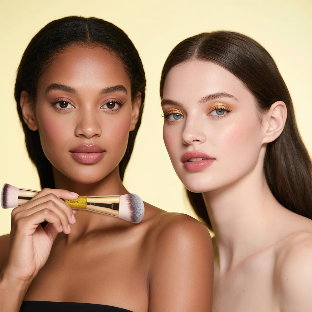 DUcare 2-in-1 makeup brush suitable for liquid, cream, and powder textures.