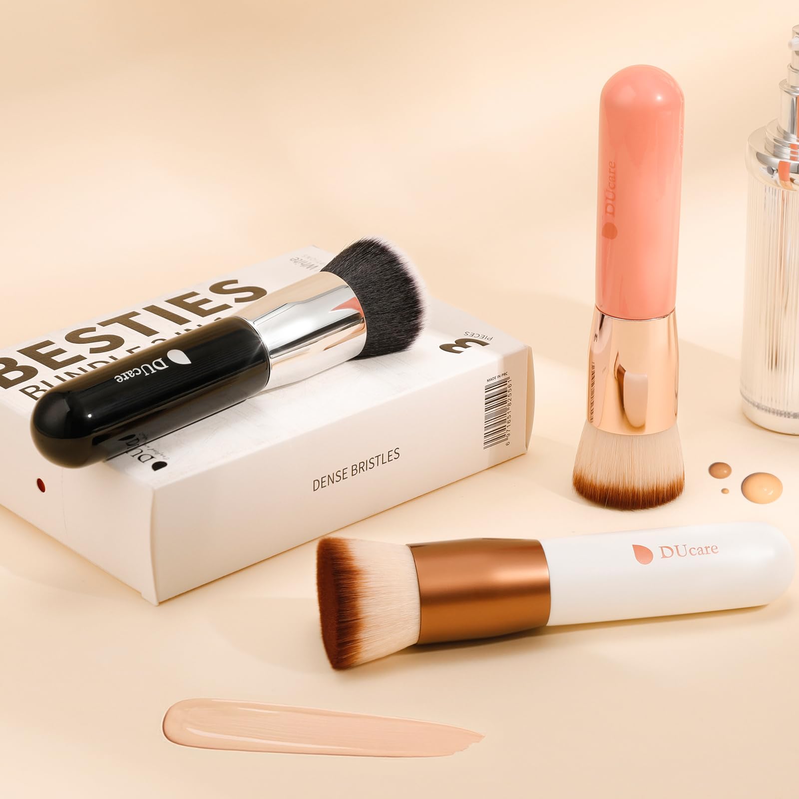 Flat-surface DUcare brush achieving even coverage and texture control.