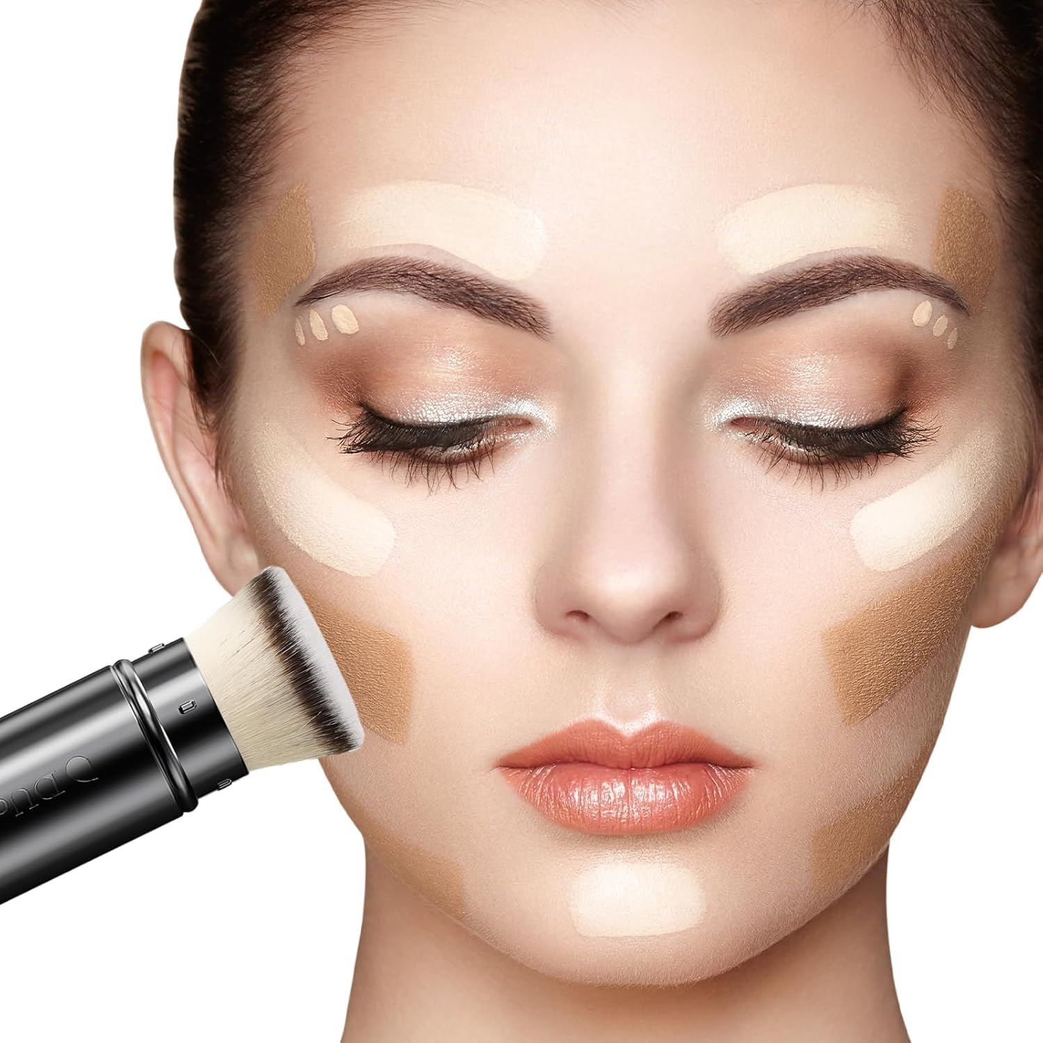 DUcare kabuki brush for precise contouring and finishing