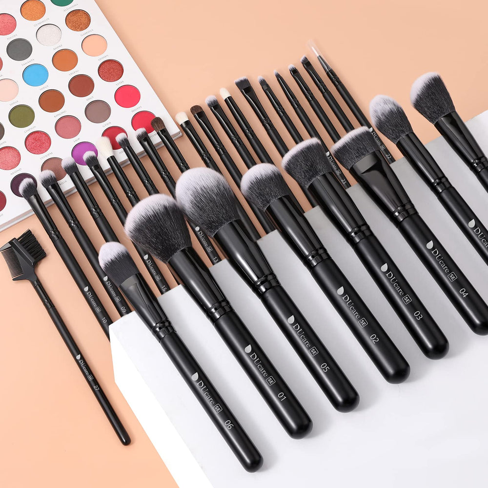 DUcare numbered brushes with a professional guide for easy technique learning.