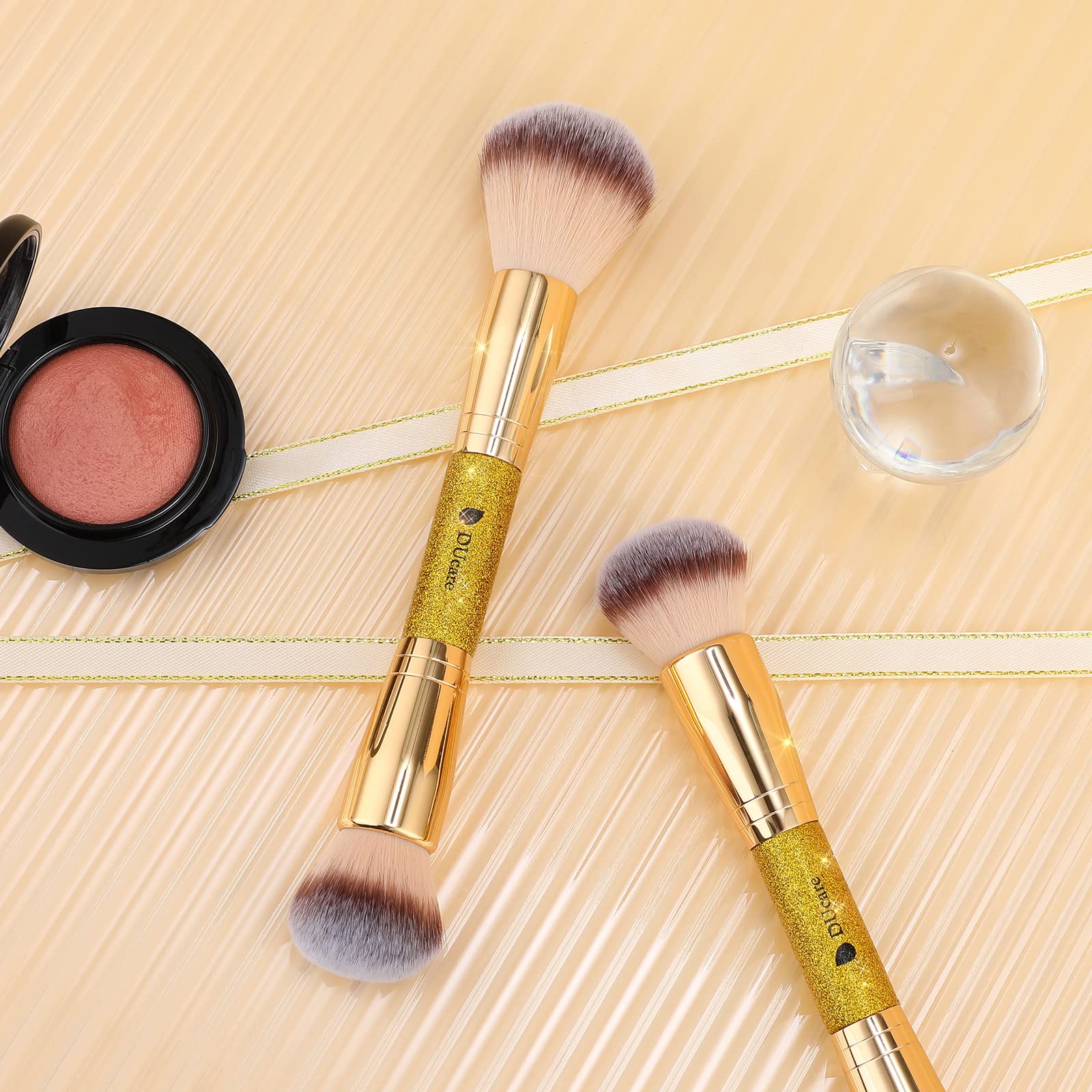 DUcare vegan cruelty-free brush suitable for all makeup looks