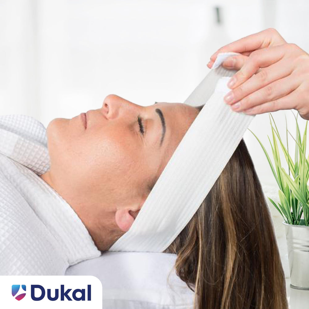 Dukal empaque de 48 piezas, ideal para salones y spa.