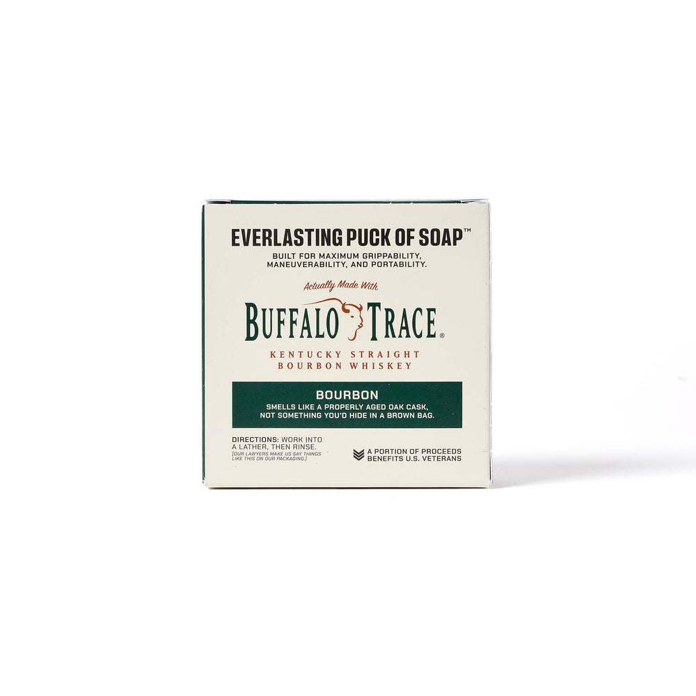 Natural oils and RSPO palm oil support skin-friendly cleansing.