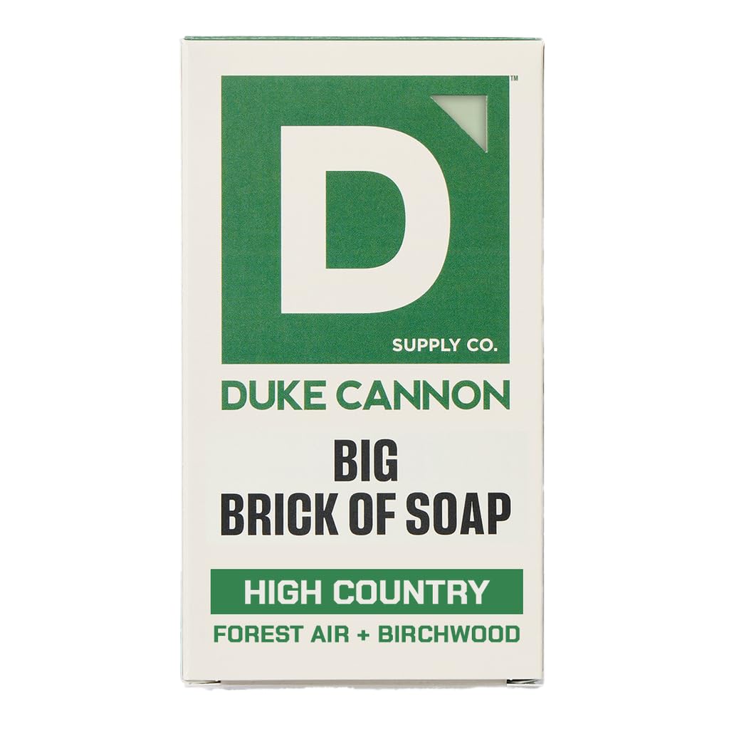 Duke Cannon: barra grande con aire del bosque y abedul para una limpieza fresca.