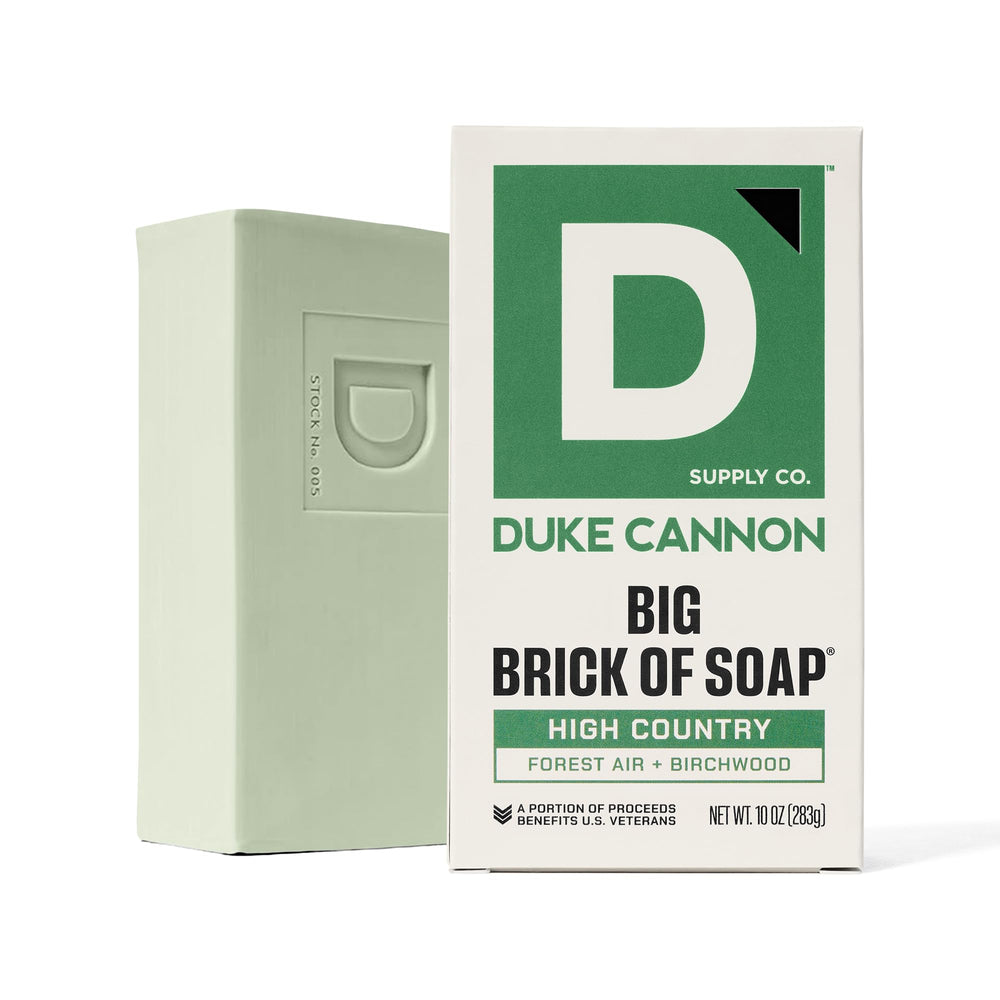 Duke Cannon: diseño robusto en barra grande para uso duradero.