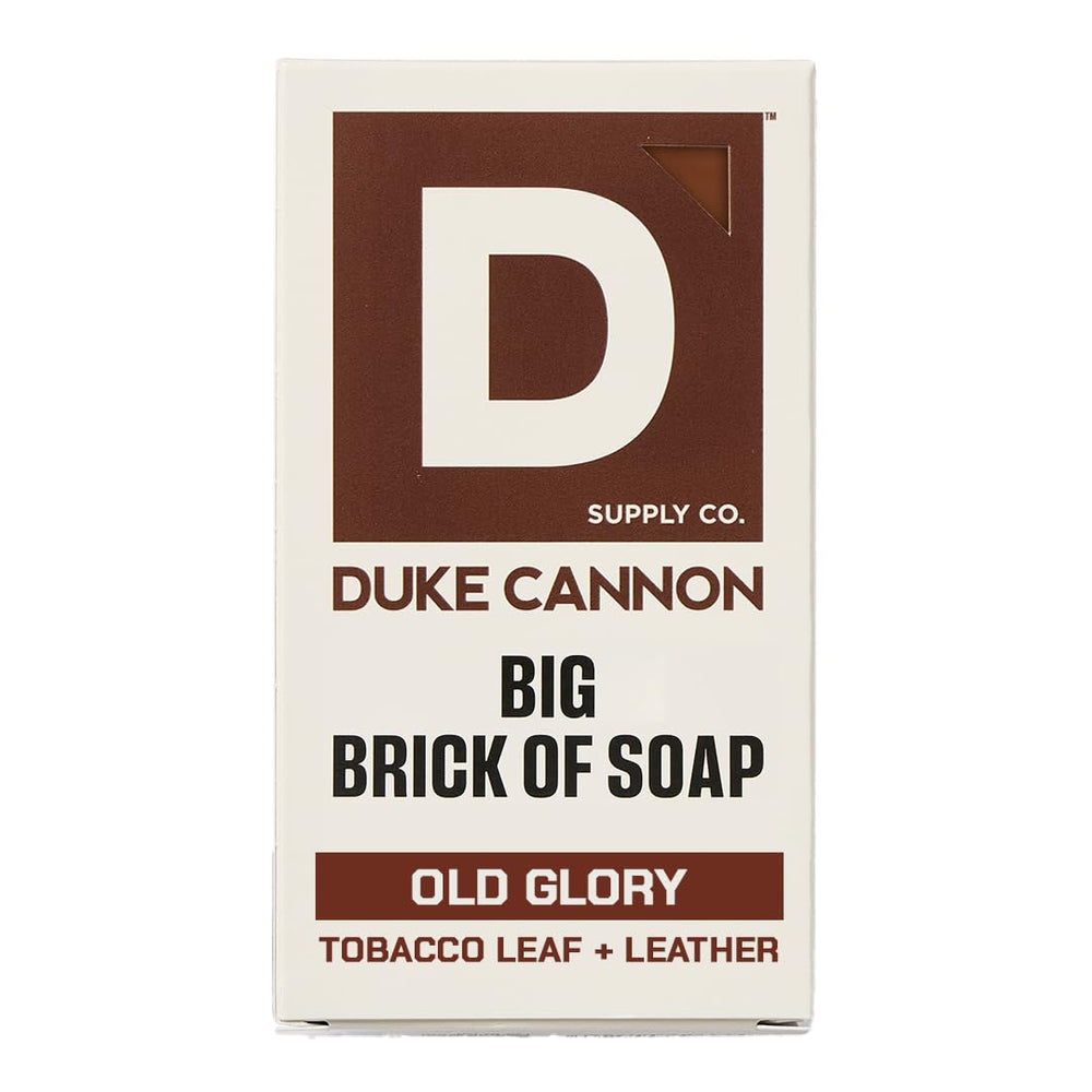 Duke Cannon Big Brick Old Glory: barra de 10 oz para ducha diaria y piel limpia.