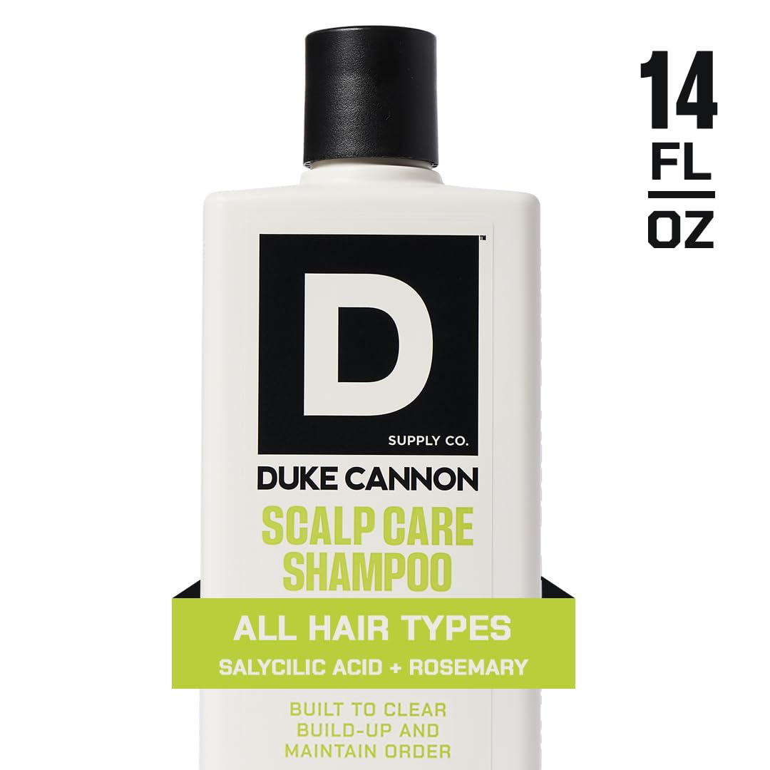 Duke Cannon Champú con romero y arnica para calmar el cuero cabelludo.