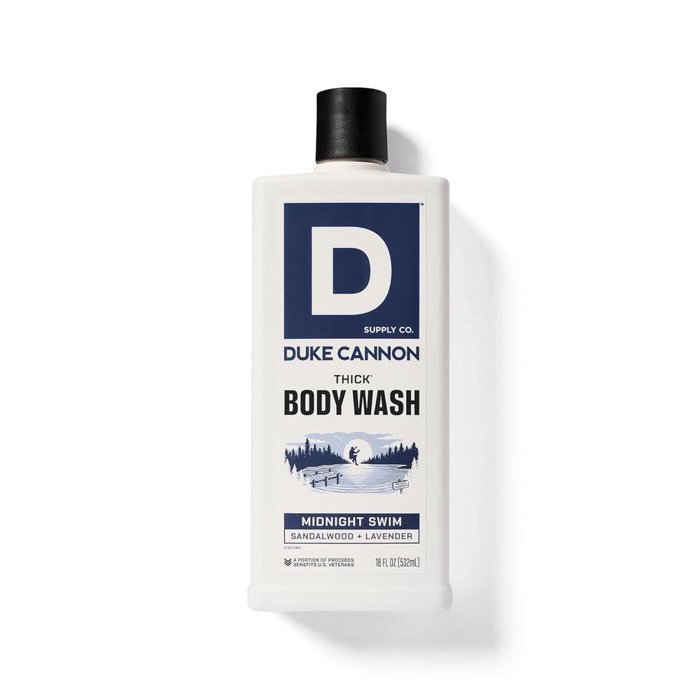 Duke Cannon Midnight Swim, presentación ideal para regalo y cuidado personal diario.