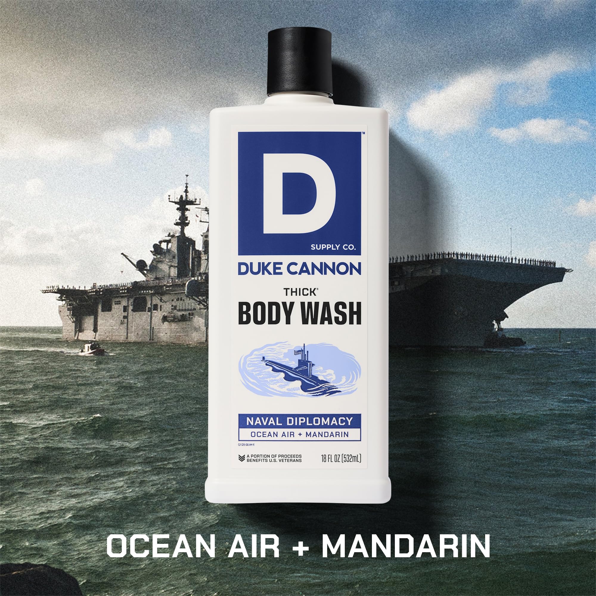 Duke Cannon Naval Diplomacy: espuma densa sobre esponja para una limpieza suave.