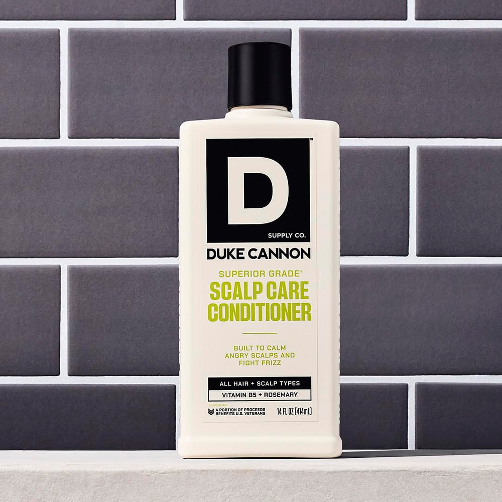 Duke Cannon Condicionador con romero y arnica, ingredientes naturales.
