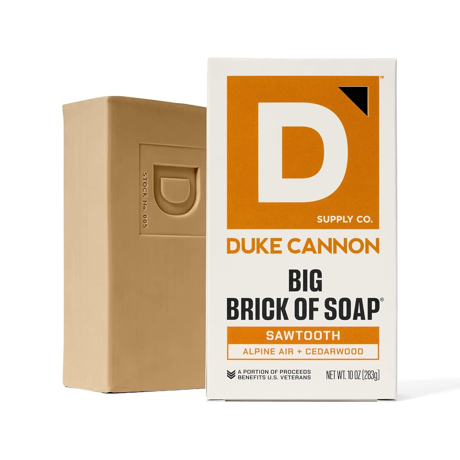 Duke Cannon Sawtooth: aroma de cedro y aire alpino para hombres.