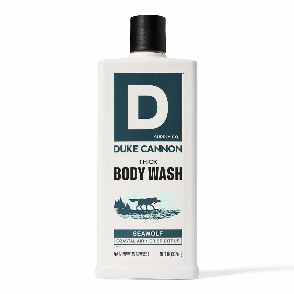 Duke Cannon Seawolf, botella de 18 oz para una limpieza duradera.
