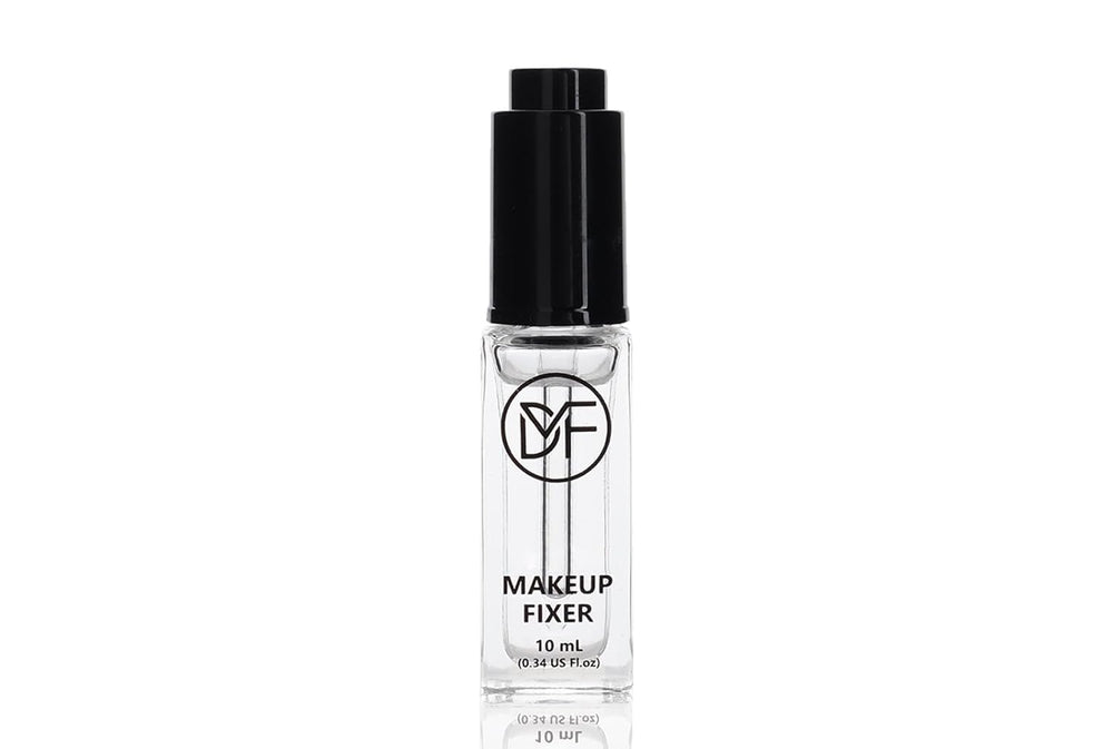 DuralineMakeupFixer, botella transparente, mejora la fijación y la intensidad del maquillaje.