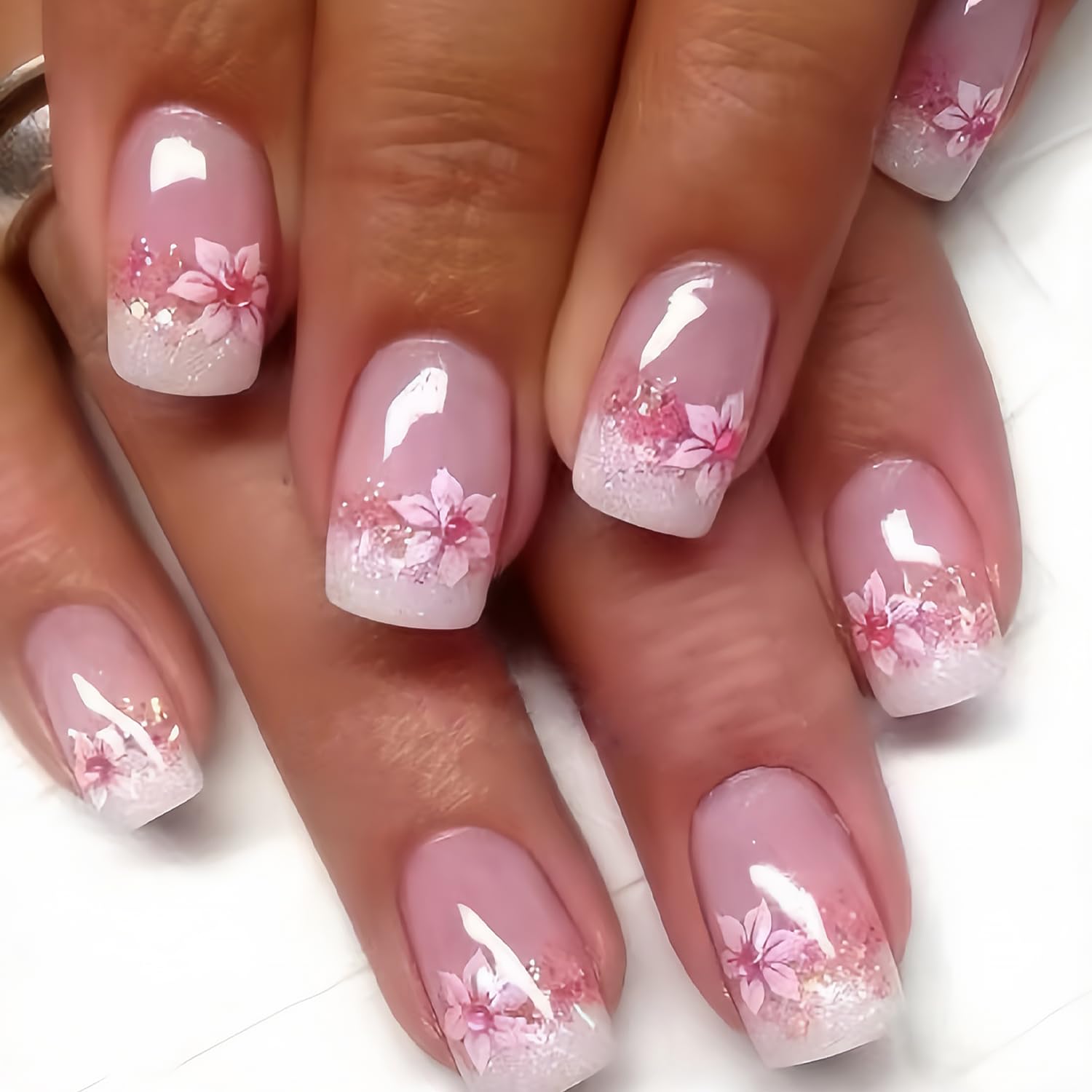 DZPGUONIZ 24pcs short square nails in pink with flower for salon-like at-home nails.