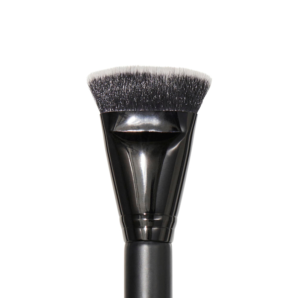 e.l.f. Contouring Brush angled tip for natural blends