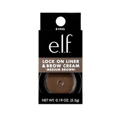 Aplicación de e.l.f. Lock On Liner Brow Cream para delineado suave.