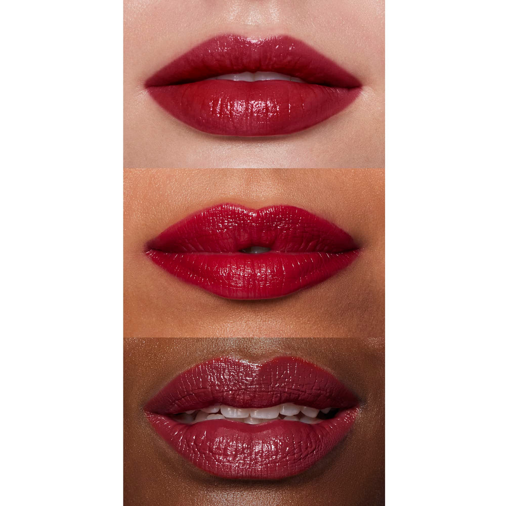 e.l.f. O Face Satin Lipstick, con jojoba y squalano cuida labios.