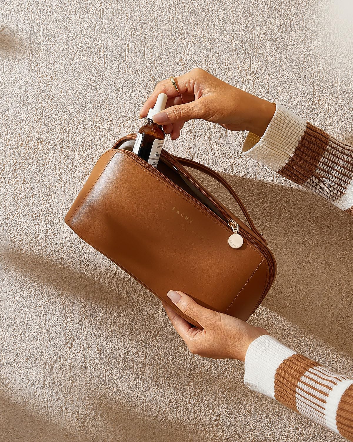 Eachy easy-clean materials simplify post-trip maintenance.