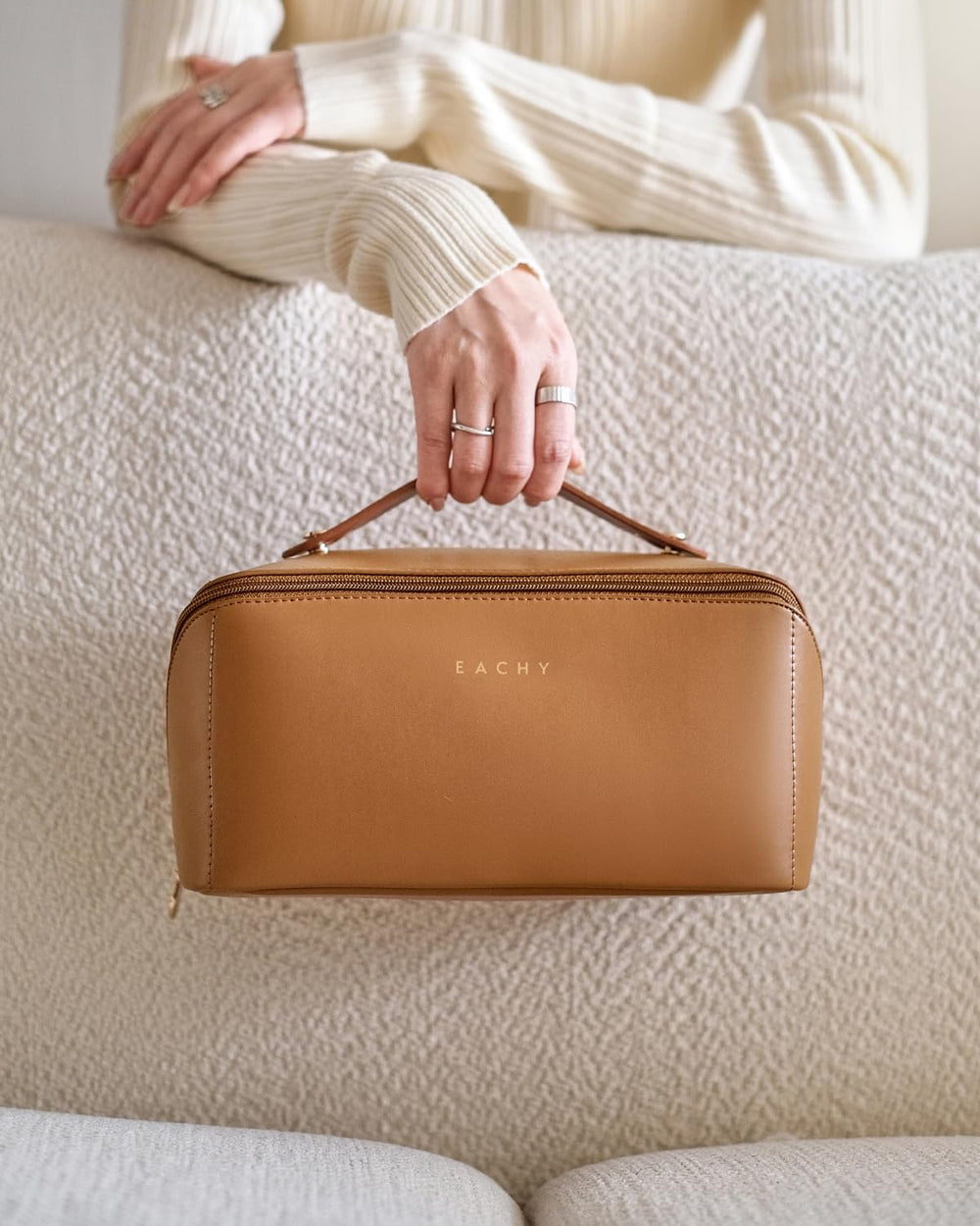 EACHY Travel Makeup Bag brown finish supports daily routines with portable organization