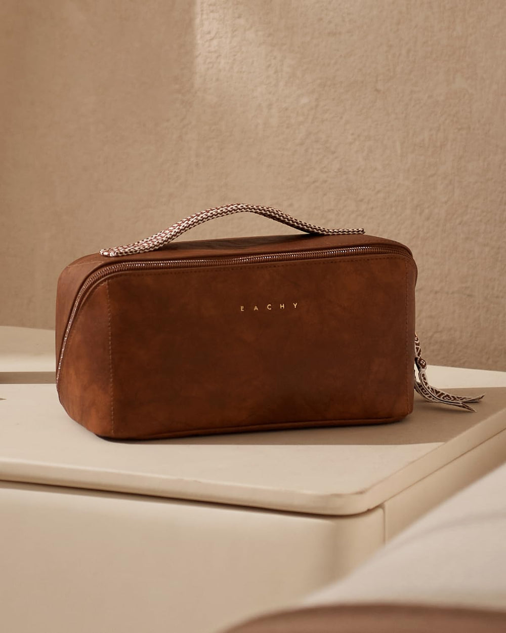 EACHY gift-ready bag, a thoughtful travel accessory