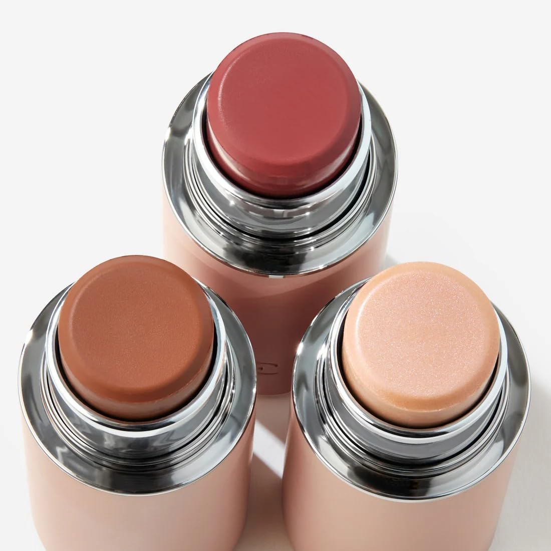 EarthsCure Glow Trio on-face application delivering quick, radiant glow