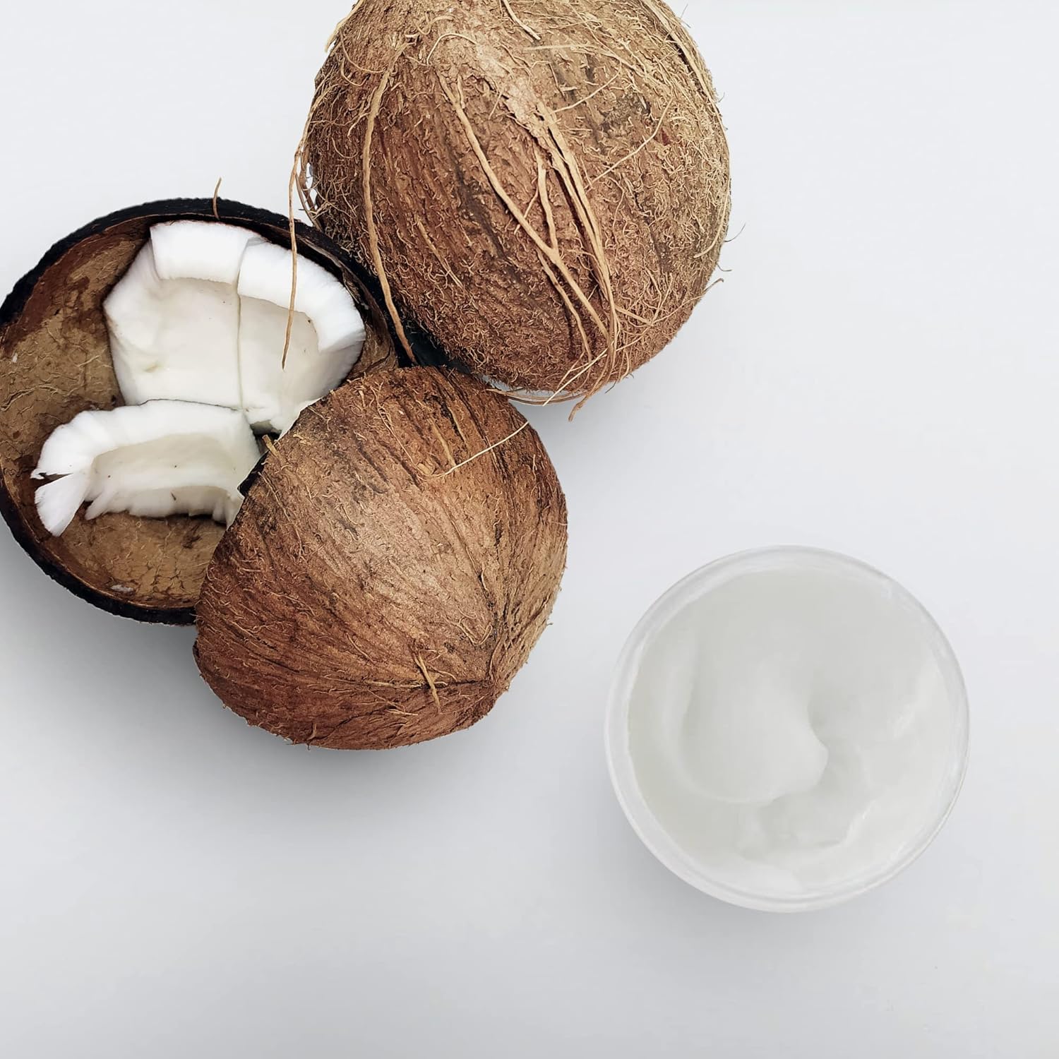 Eco Style Coconut Oil Styling Gel anti-itch keeps the scalp comfortable during wear.