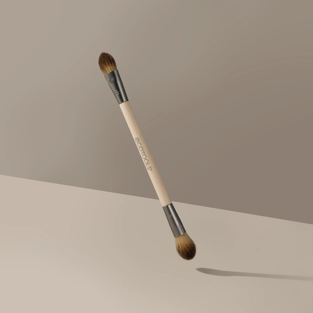 EcoTools bamboo handle and aluminum ferrule emphasize durability and eco design.