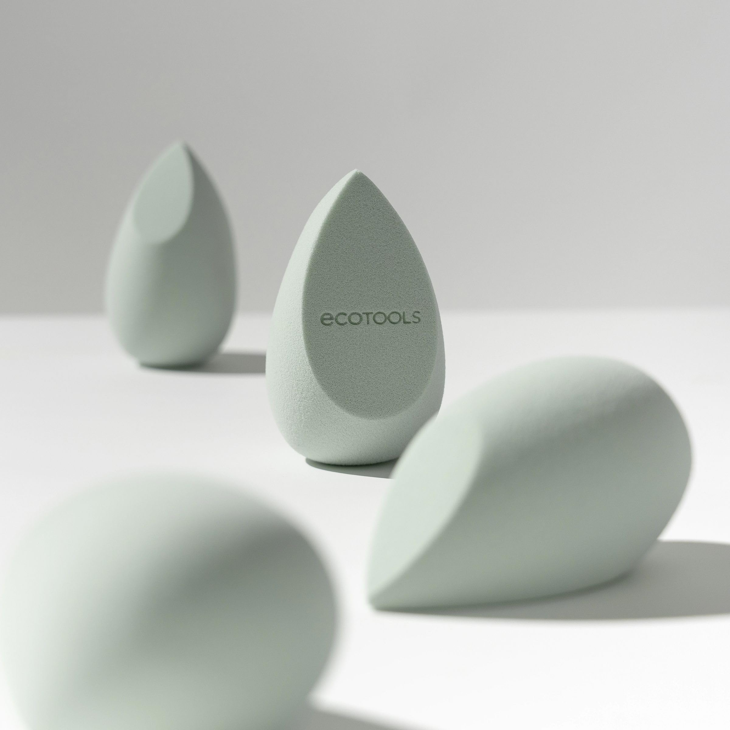 EcoTools latex-free sponge reduces irritation risk for sensitive skin.