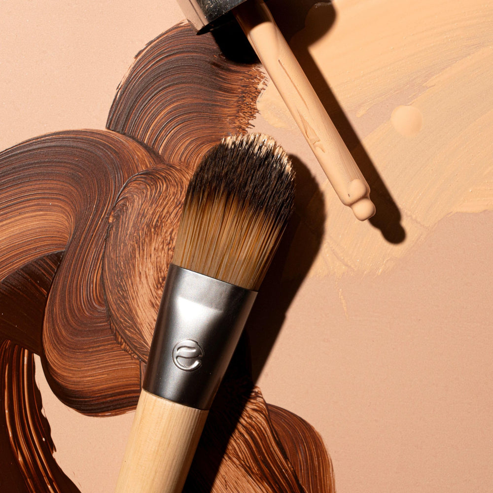 EcoTools Classic Foundation Brush works with liquid foundation for smooth application.