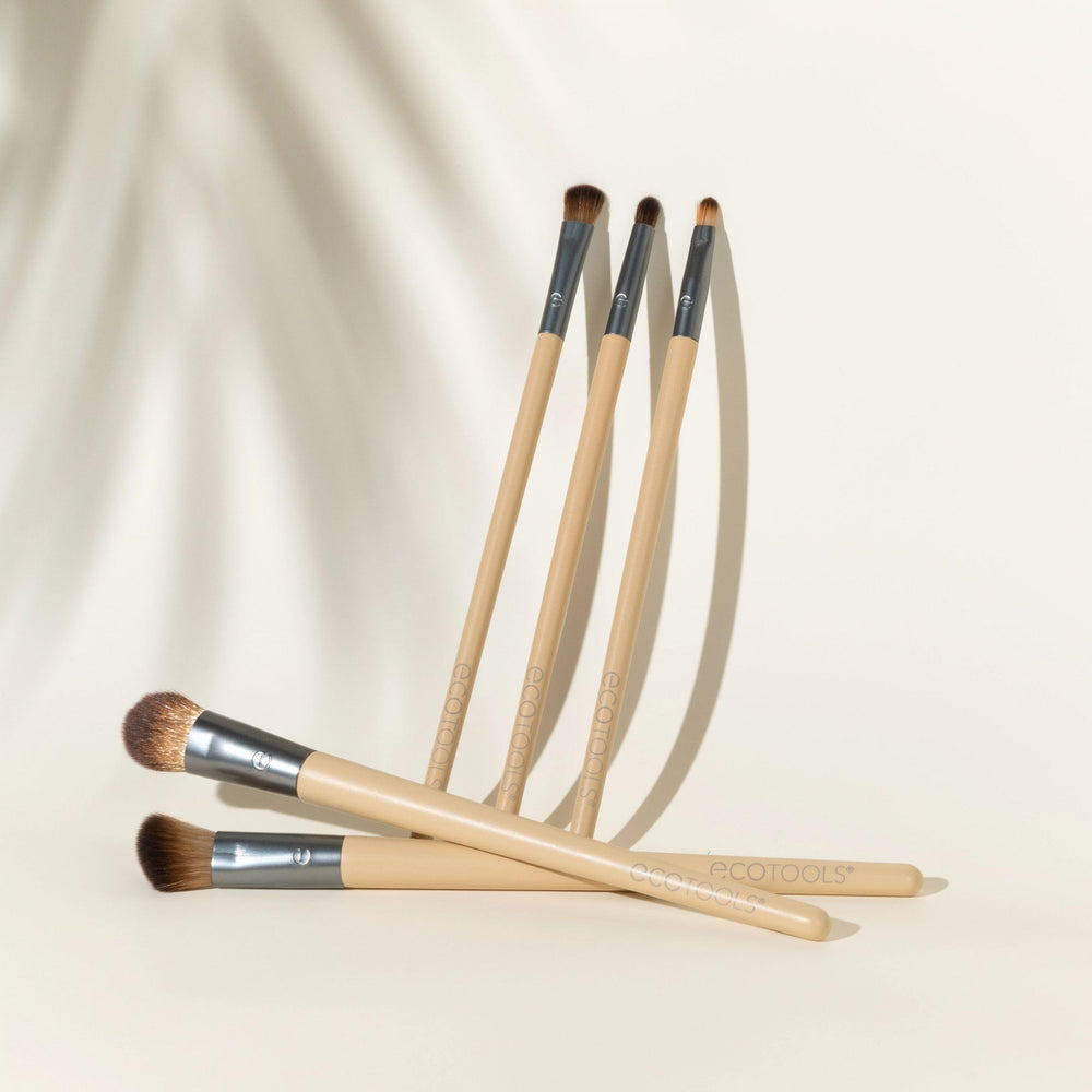 EcoTools Detail Liner Brush for precise lines