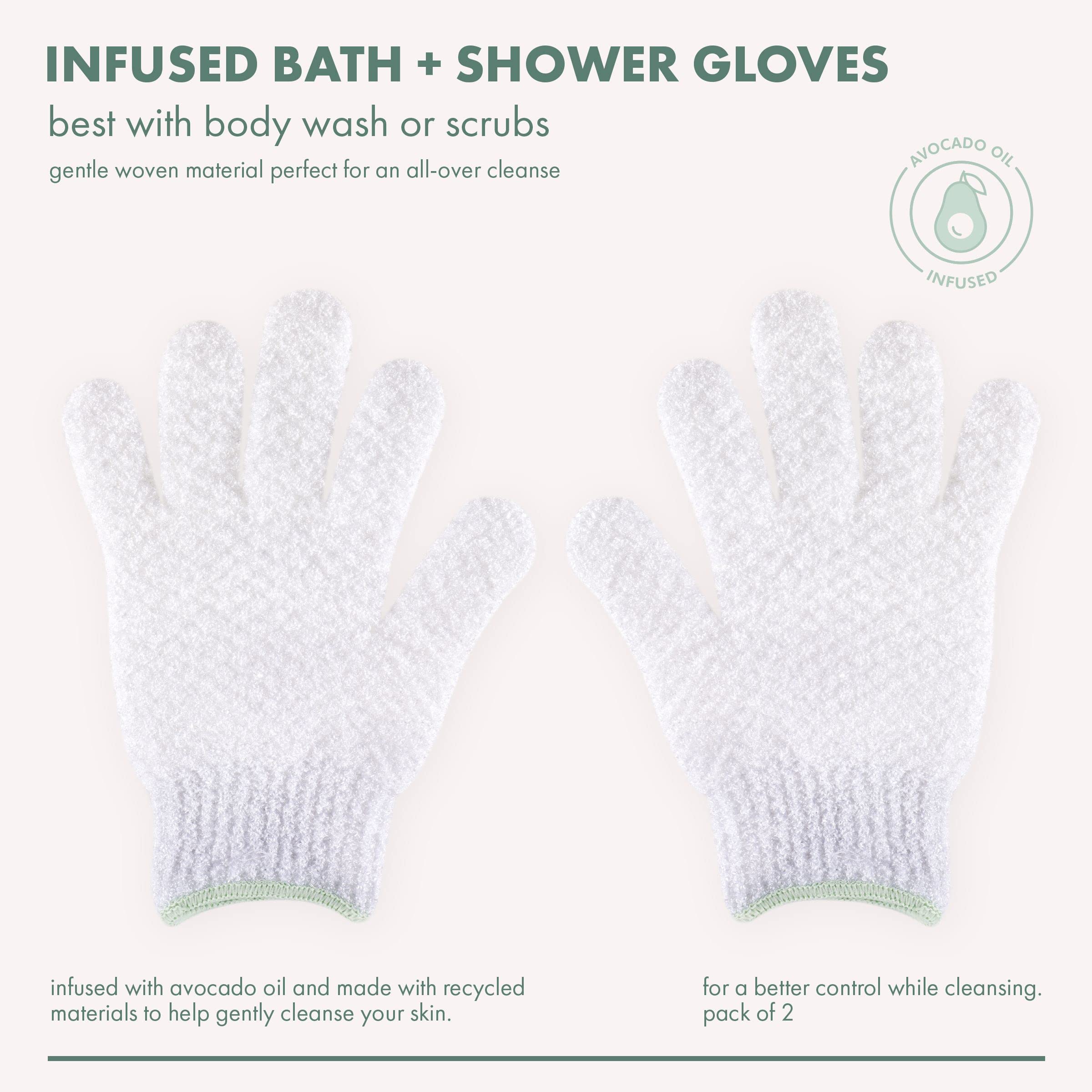 EcoTools guantes en mano durante lavado corporal suave