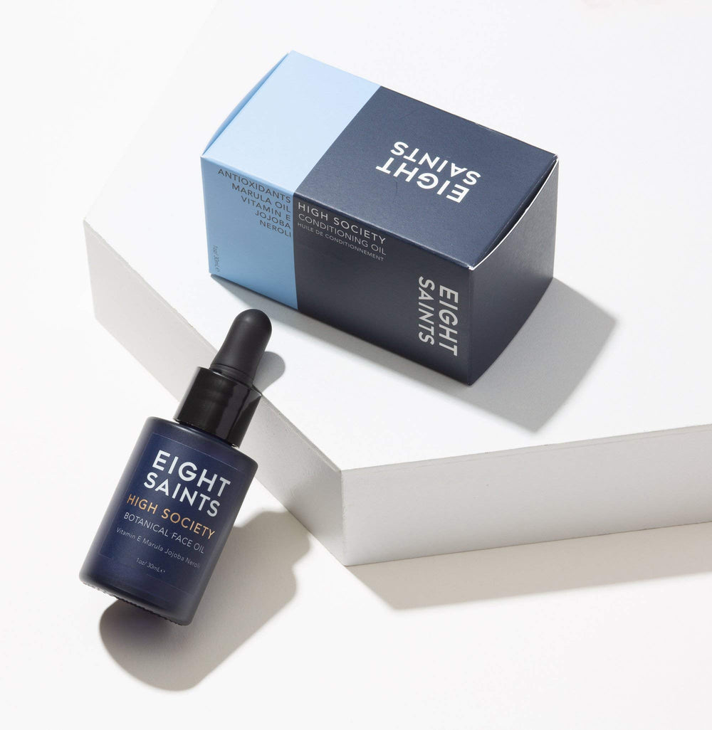 Eight Saints High Society oil in hands ready for quick absorption and smooth skin