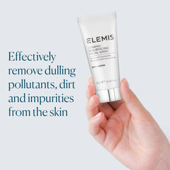 Envase de 30 ml de ELEMIS, ideal para viajes y retoques.