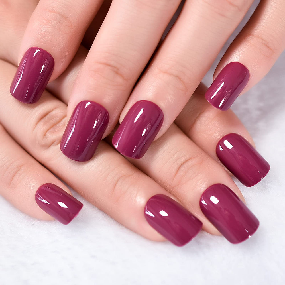 Pack contains 24 nails and stickers for versatile style options
