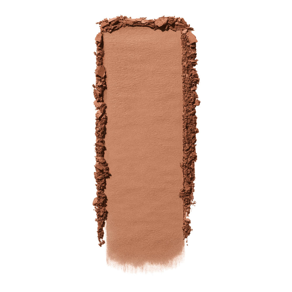 e.l.f. Bronceador mate, textura ligera para una aplicación suave.