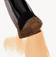 e.l.f. buffing brush edges and corners for precise contour