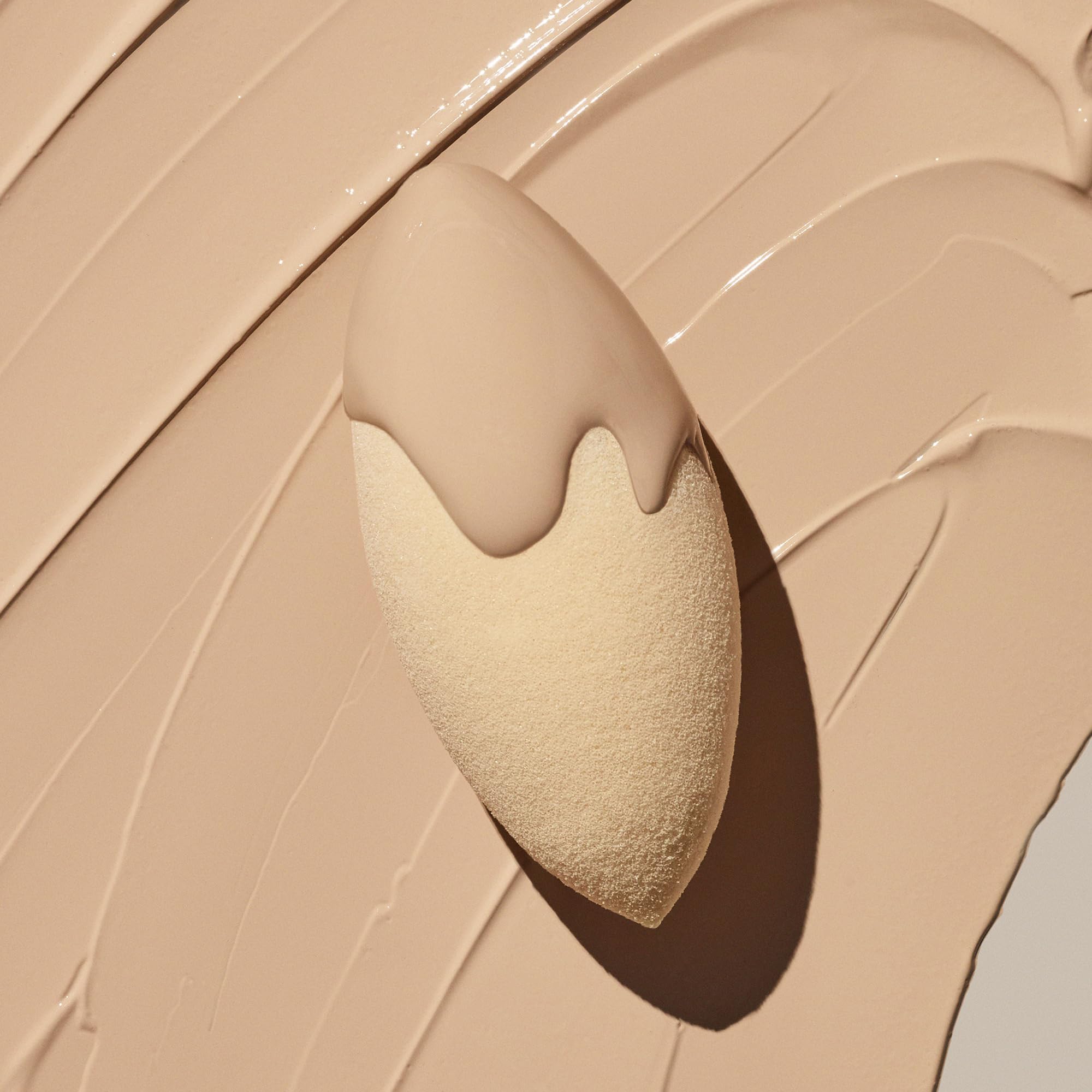 e.l.f. Camo Concealer Sponge with tapered tips for hard-to-reach areas.