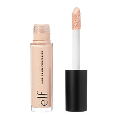 e.l.f. Corrector Camo 16HR cubre imperfecciones para un acabado uniforme.