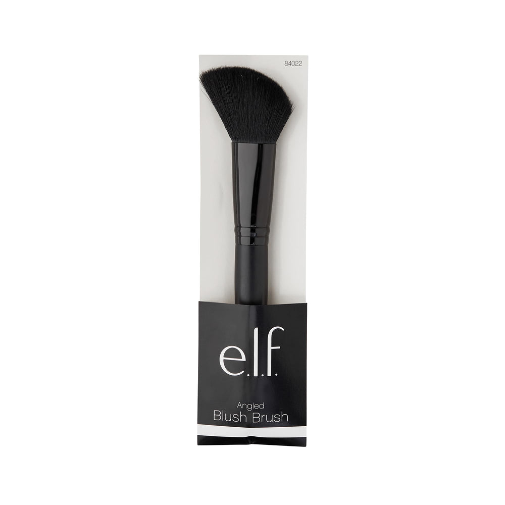 e.l.f. angled-blush-brush closeup bristles detail shows taper and density.