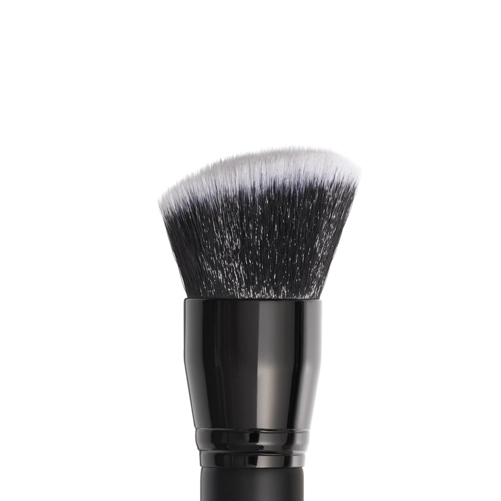 e.l.f. dual-ended brush fluffy head for powder diffusion